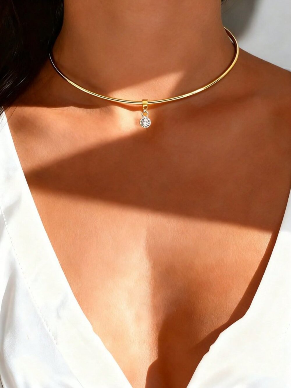 Gold Elegant Women's Minimalist Chokers
